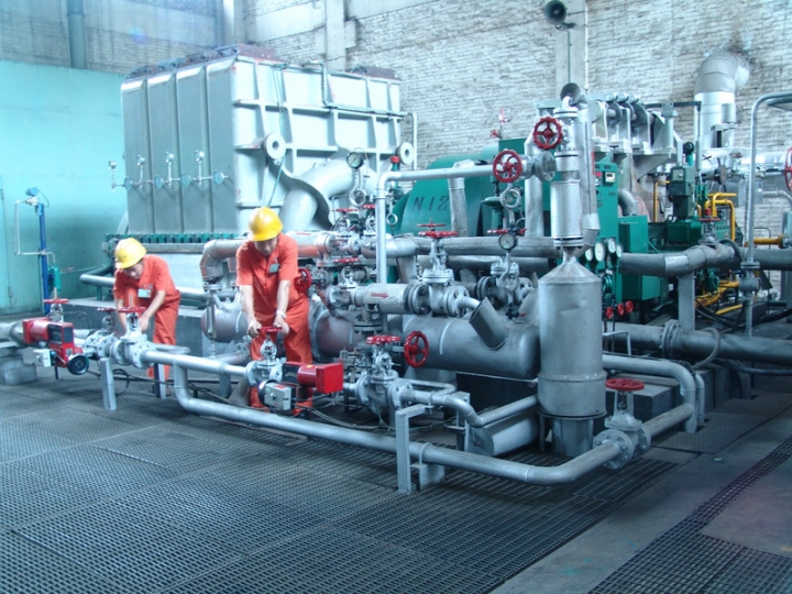 蘇爾壽空分空氣壓縮機組檢修